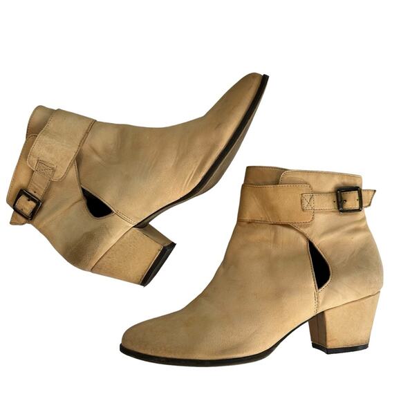 FREE PEOPLE Belleville Ankle Boots Distressed Beige Size 41 EU / 10 US - Picture 3 of 16